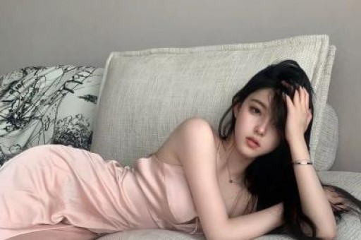 同样是售假董宇辉的全额退款比李维刚的假一赔十差了十八条街