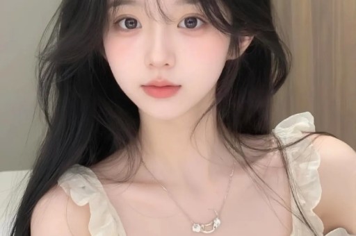 河南一男子闯入女澡堂打人洗浴中心：他进去打他媳妇；涉事男子已被警方控制